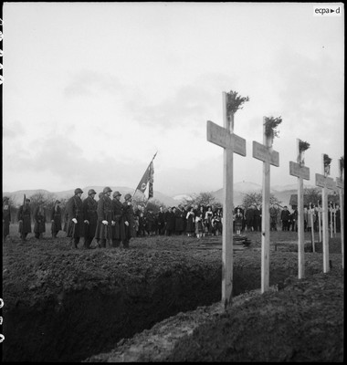 bergheim_ceremonie_mort_1945_v.jpg